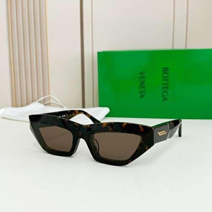 Picture of Bottega Veneta Sunglasses _SKUfw56826613fw
